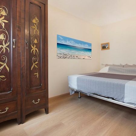 B&B Sotto Le Torri アルベンガ エクステリア 写真