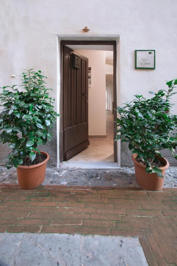 B&B Sotto Le Torri アルベンガ エクステリア 写真